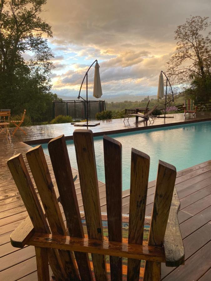 Le Clos Des Frasses Hotell Chainaz-les-Frasses Exteriör bild